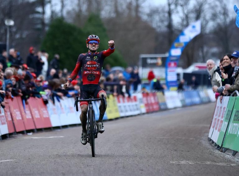 Troféu X2O Baal: Golpe de teatro dá vitória a Iserbyt